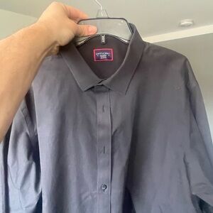 UntuckIt! Men’s long sleeve black XXL casual button down shirt.